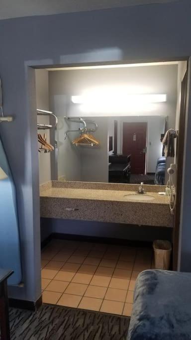 Osu 2 Queen Beds Hotel Room 230 Wi-Fi 스틸워트 외부 사진