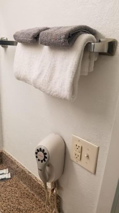 Osu 2 Queen Beds Hotel Room 230 Wi-Fi 스틸워트 외부 사진